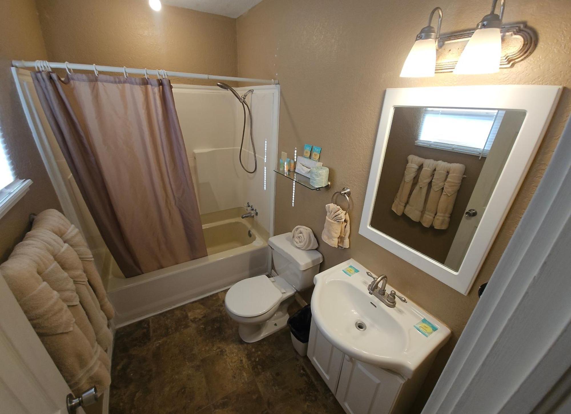 Country Inn Motel Fredericksburg Extérieur photo